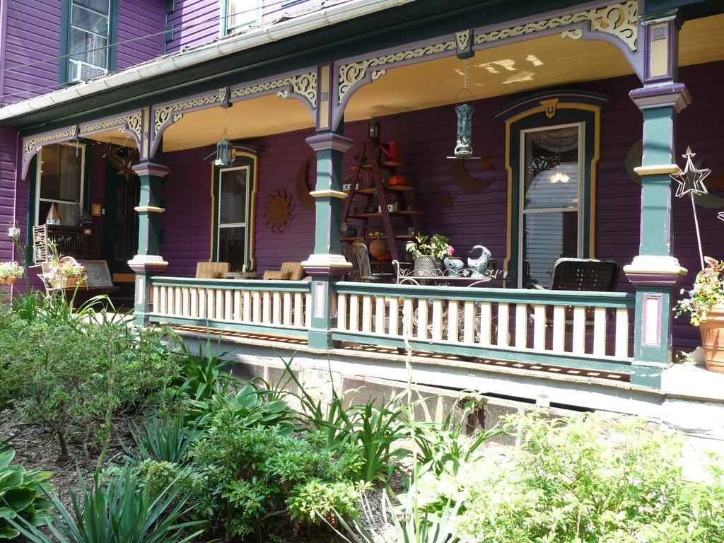 Amethyst Inn Adamstown Bagian luar foto